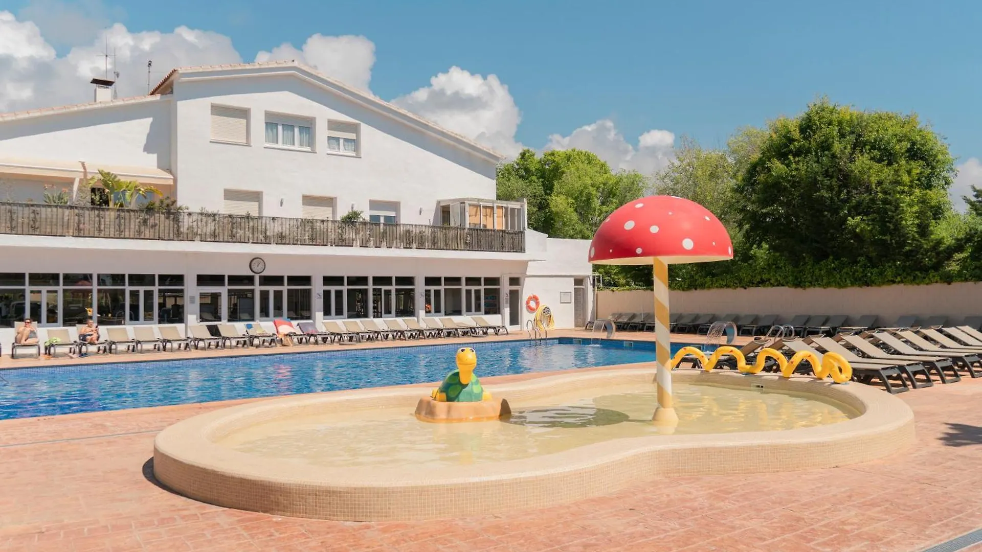 Camping Senia Caballo De Mar Pineda de Mar 2*,