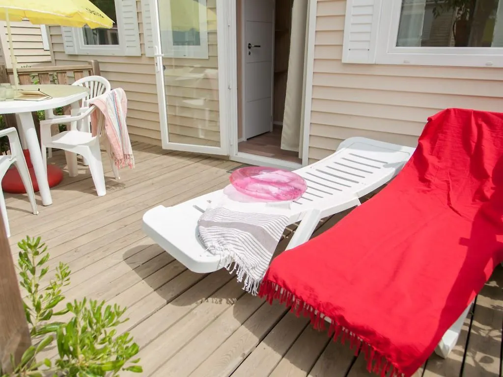 Camping Senia Caballo De Mar Pineda de Mar 2*,