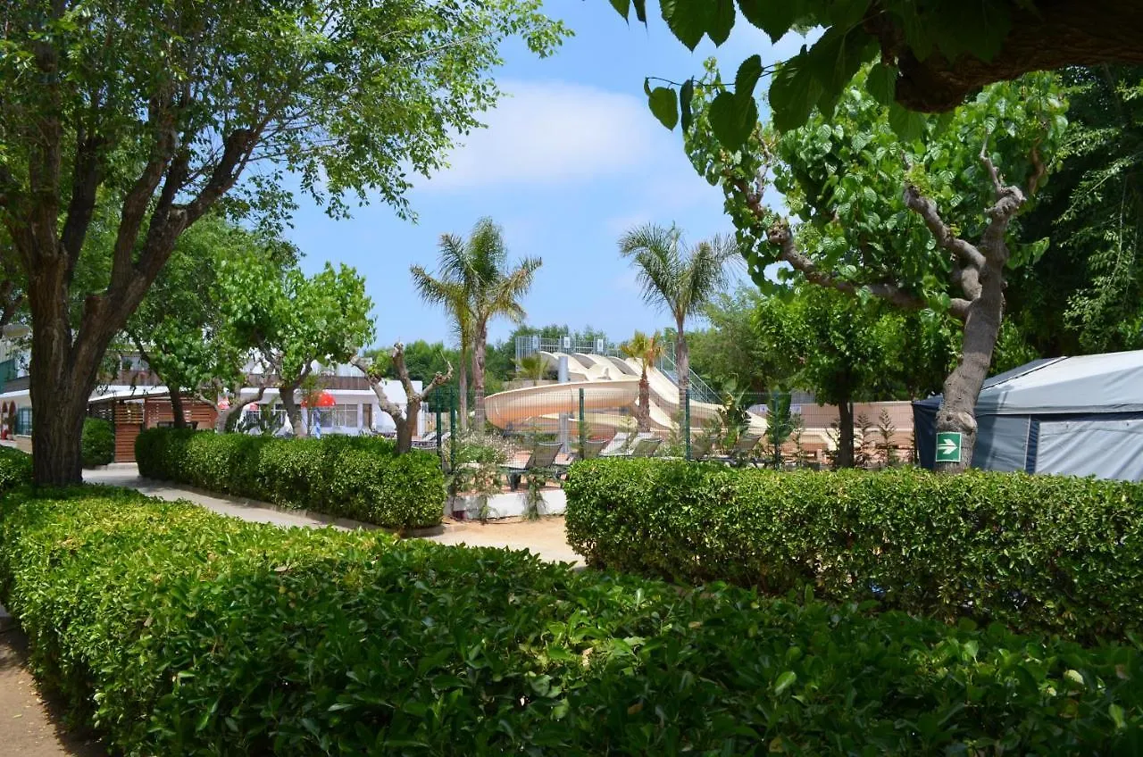 **  Camping Sènia Caballo de Mar Pineda De Mar España